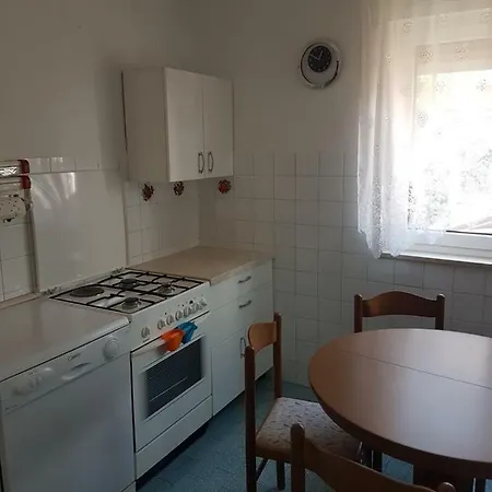 Appartamento Grzin - Laurana