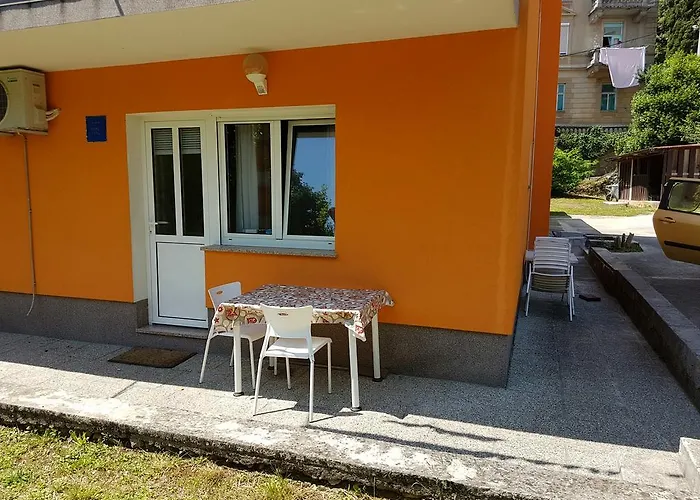 Apartman Grzin - *